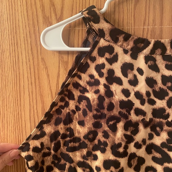 Leopard Print Halter Top - Picture 3 of 3